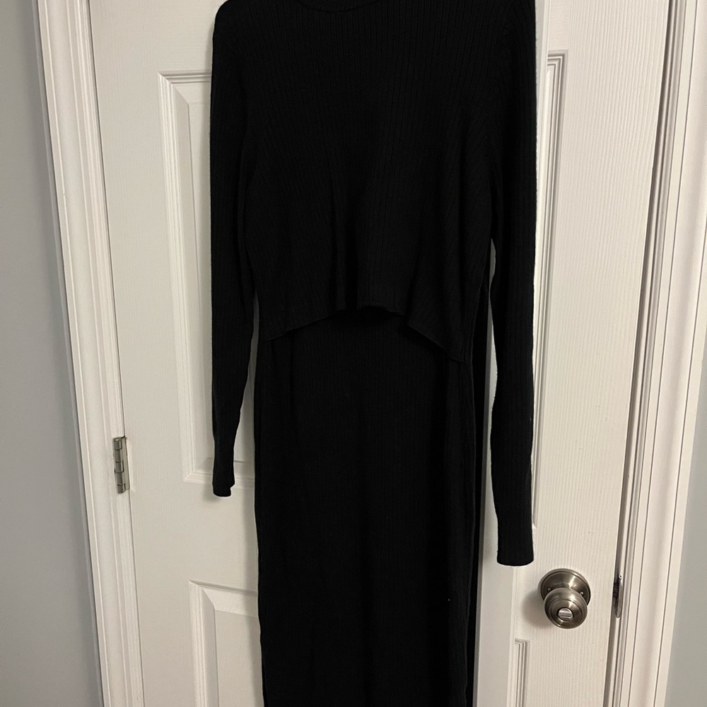 Black Long-Sleeve Maternity Dress